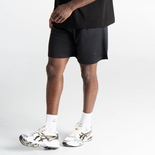 ESSENTIAL BLACK SHORT - 6 ICE