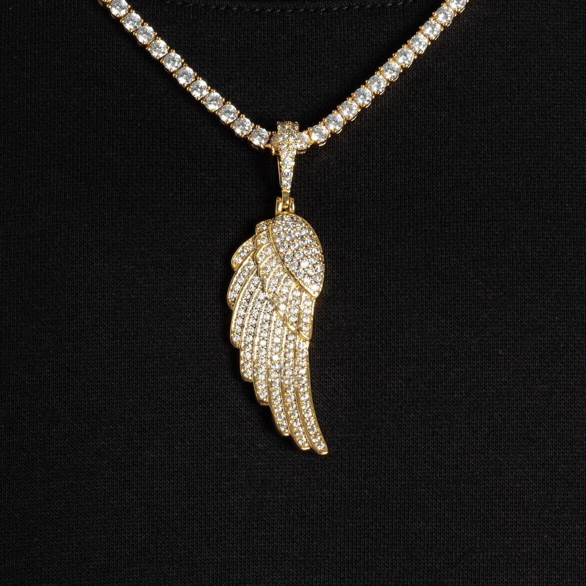 Iced Angel Wing Pendant 18k Gold