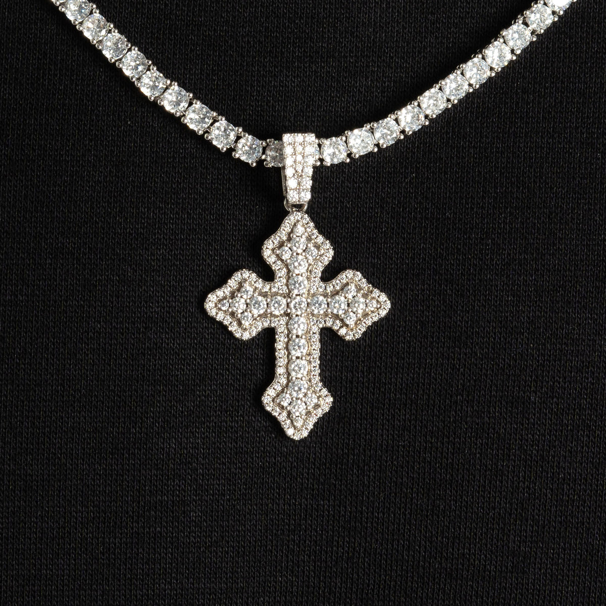 Clustered Micro Cross Pendant S925 Moissanite