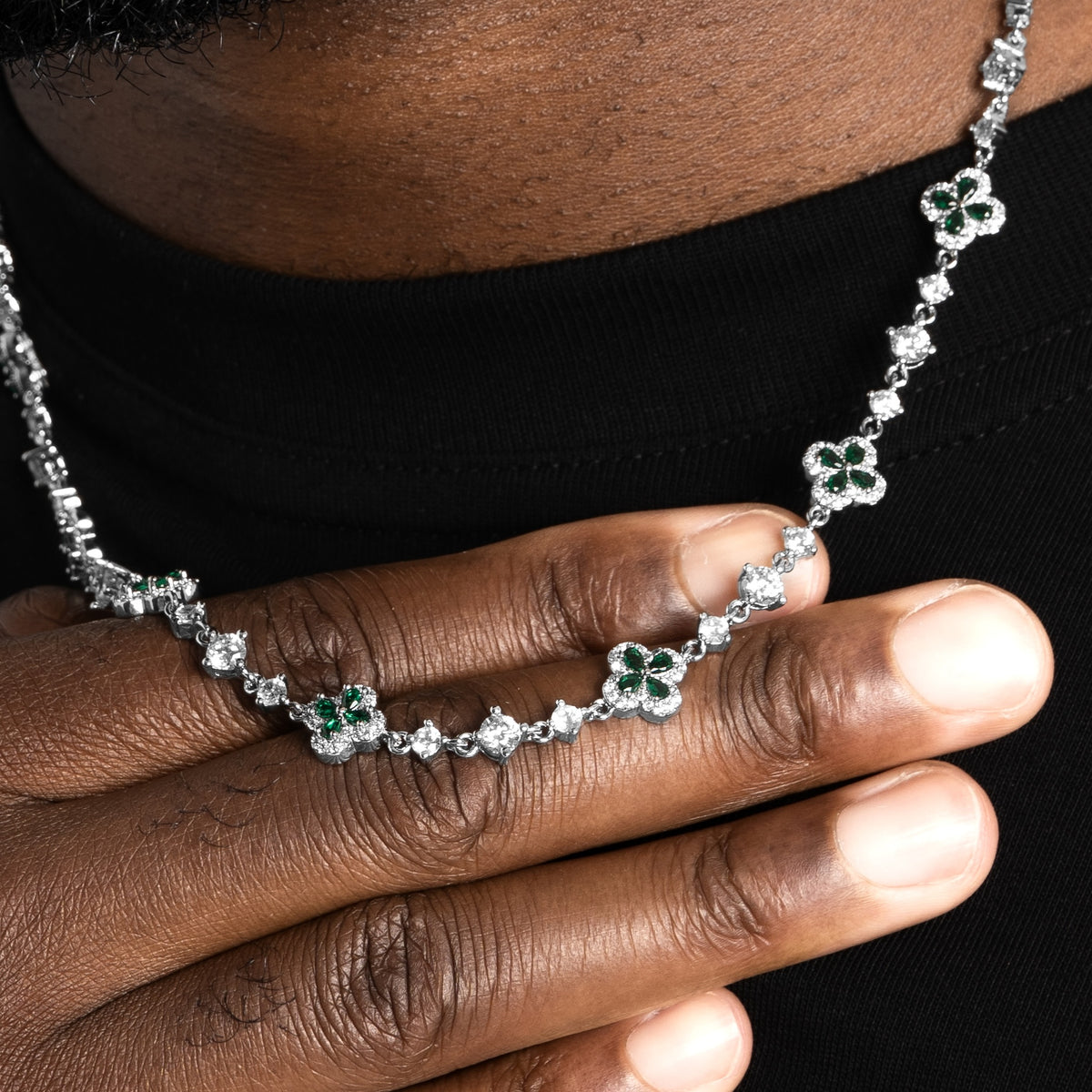 Green Clover Cluster Chain