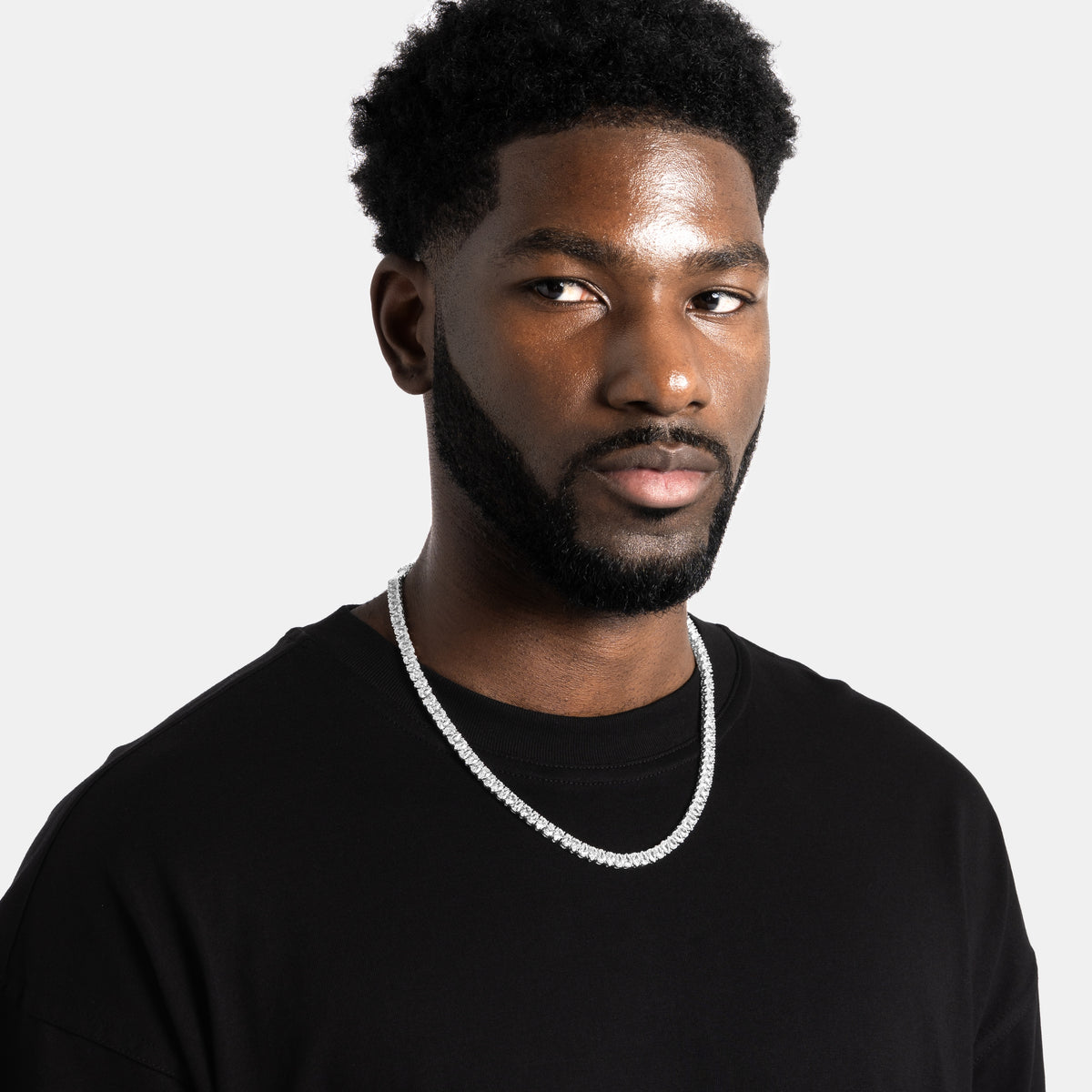 Pearcut Tennis Chain