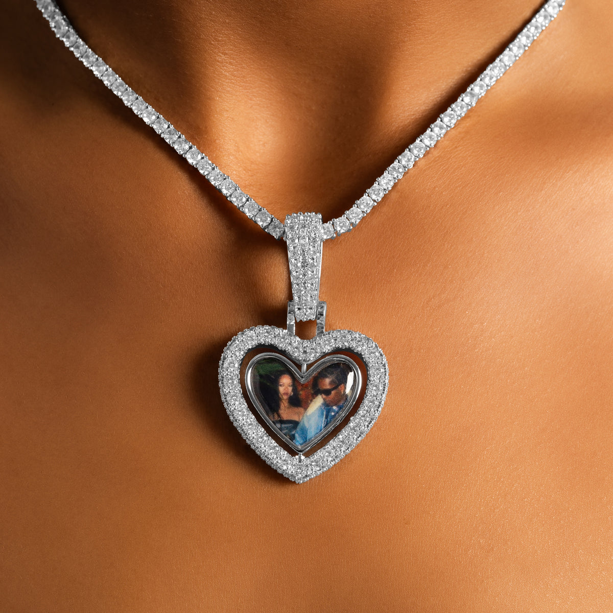 Spinning Heart Custom Picture Pendant