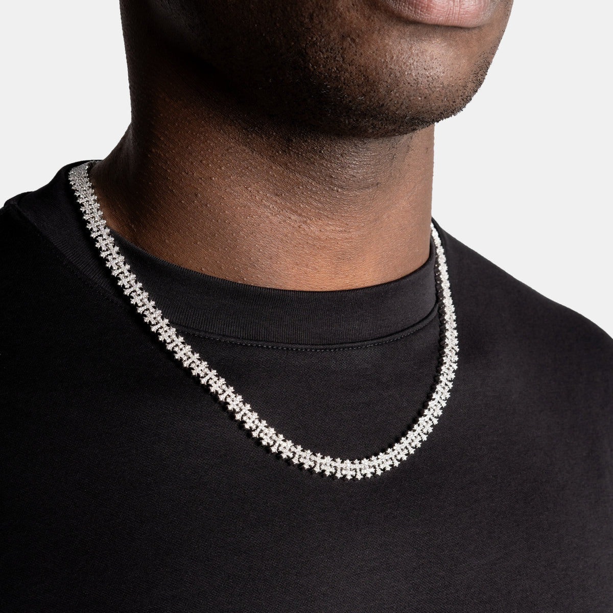 Diamond Cross Pattern Chain