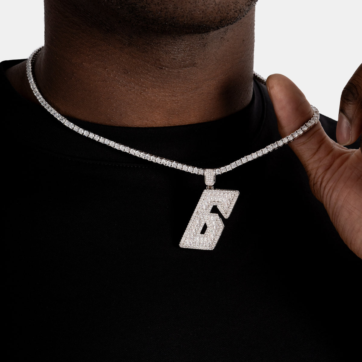 The 6 Pendant White Gold