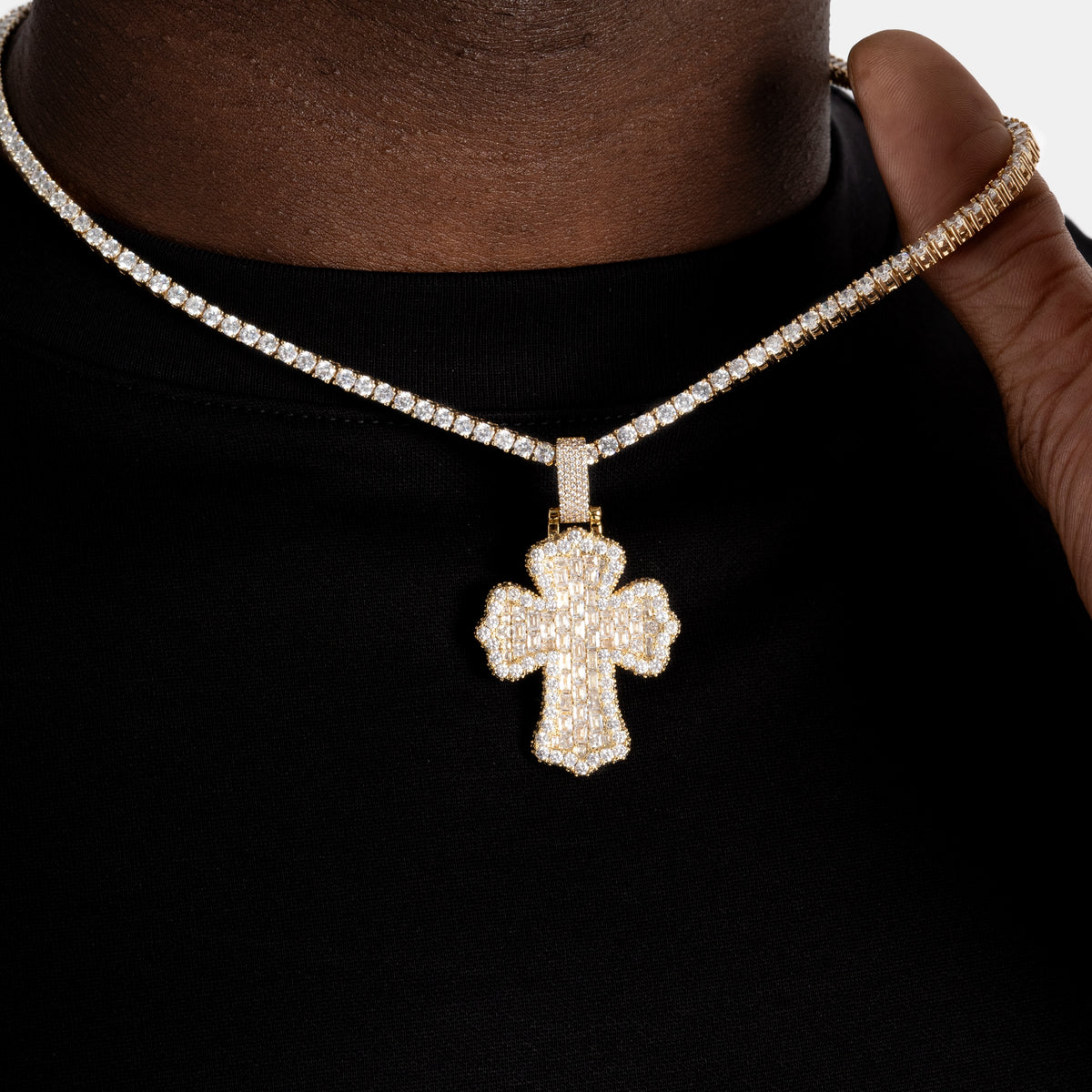 Baguette Cross Pendant Gold