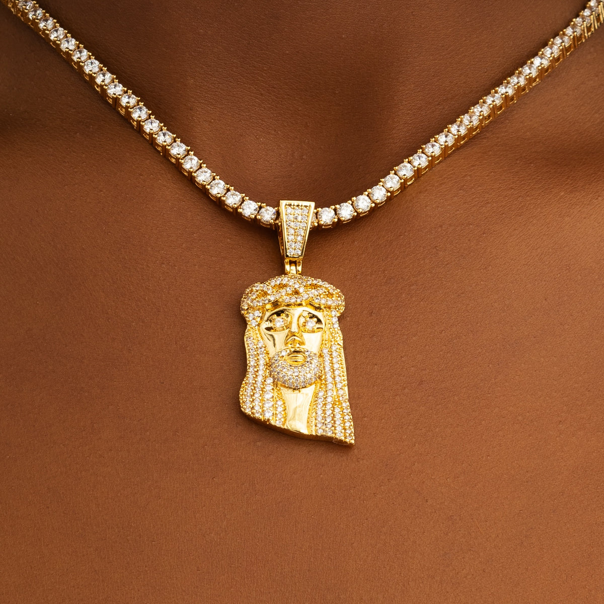 Micro Jesus Pendant 18k Gold