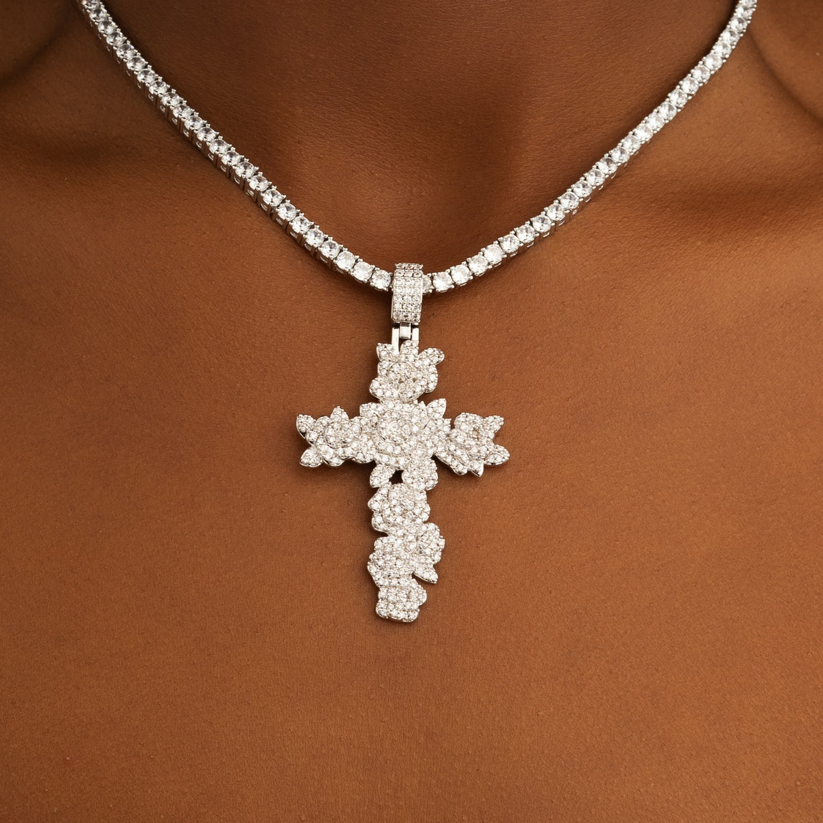 Rose Cross Pendant White Gold