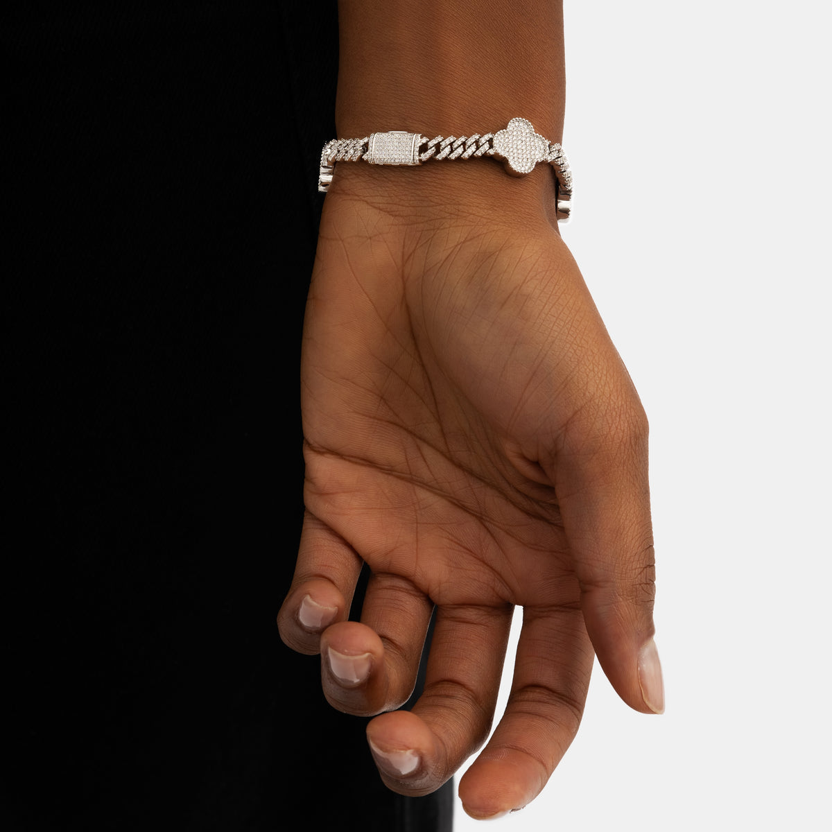 Clover Prong Cuban Moissanite Bracelet