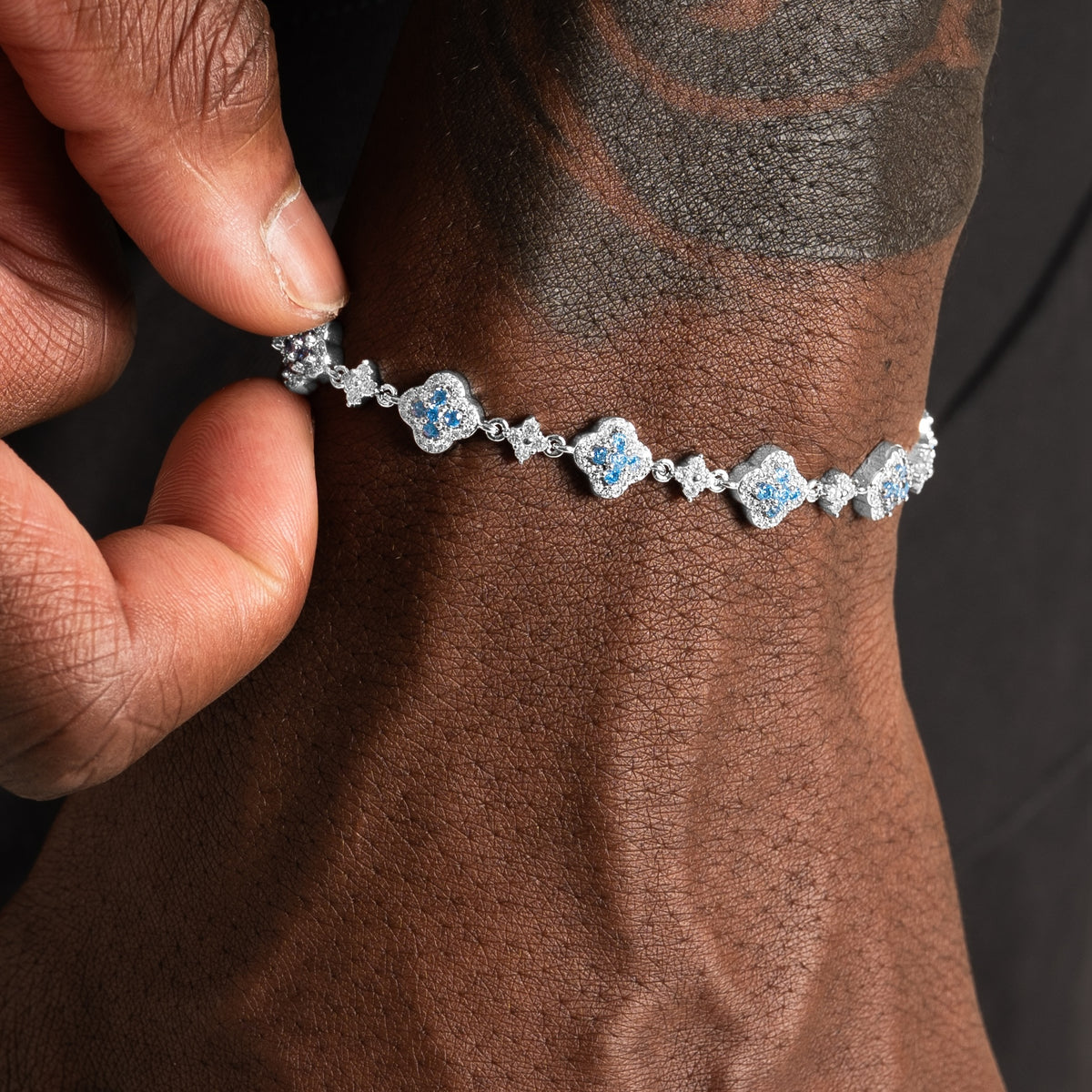 Blue Glacier Clover Bracelet