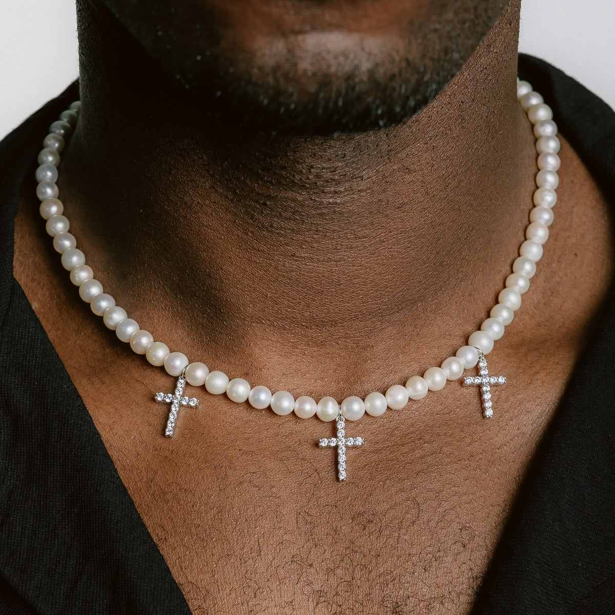Pearl Chain w/ Diamond Crosses