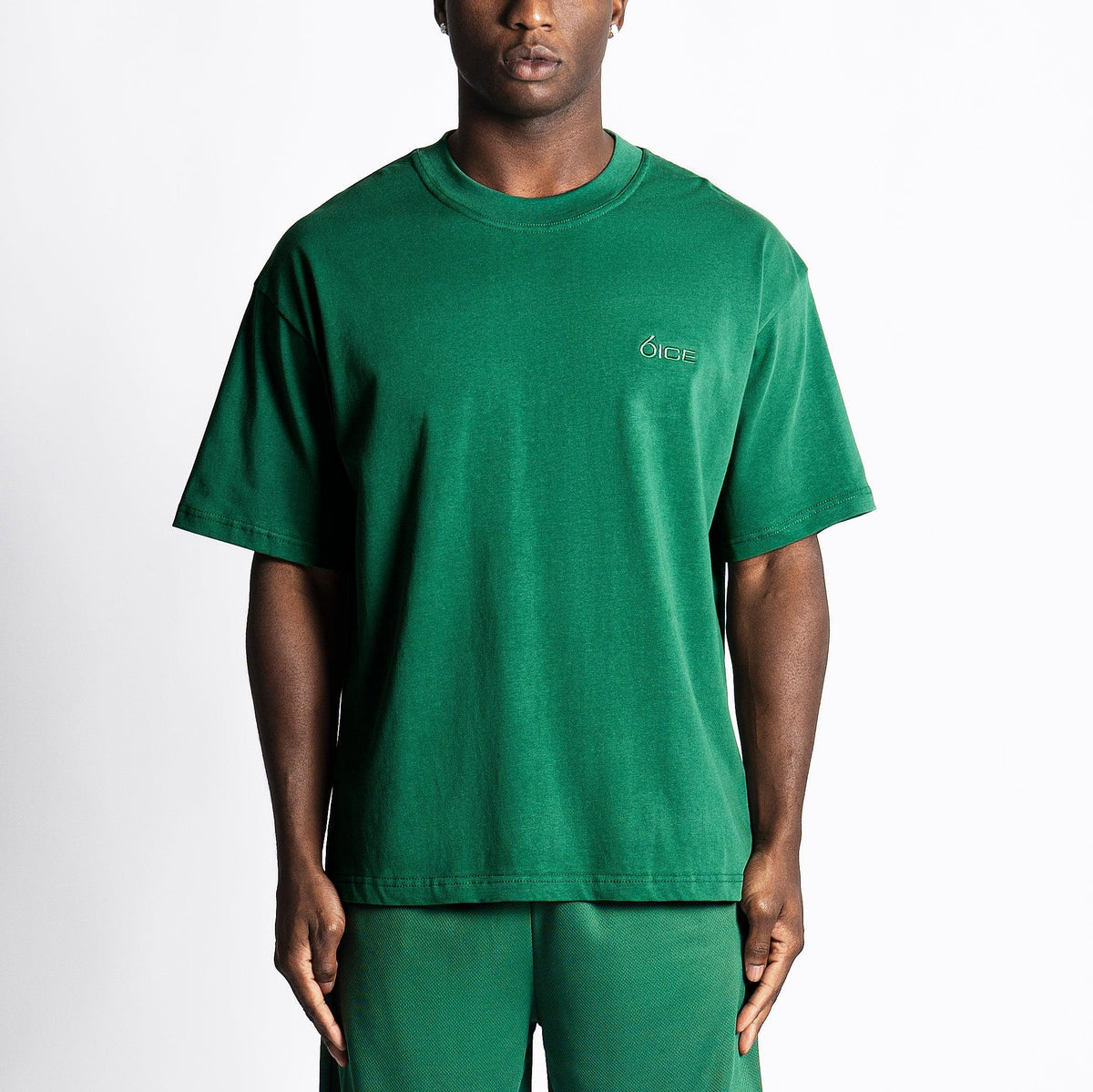 ESSENTIAL GREEN T-SHIRT