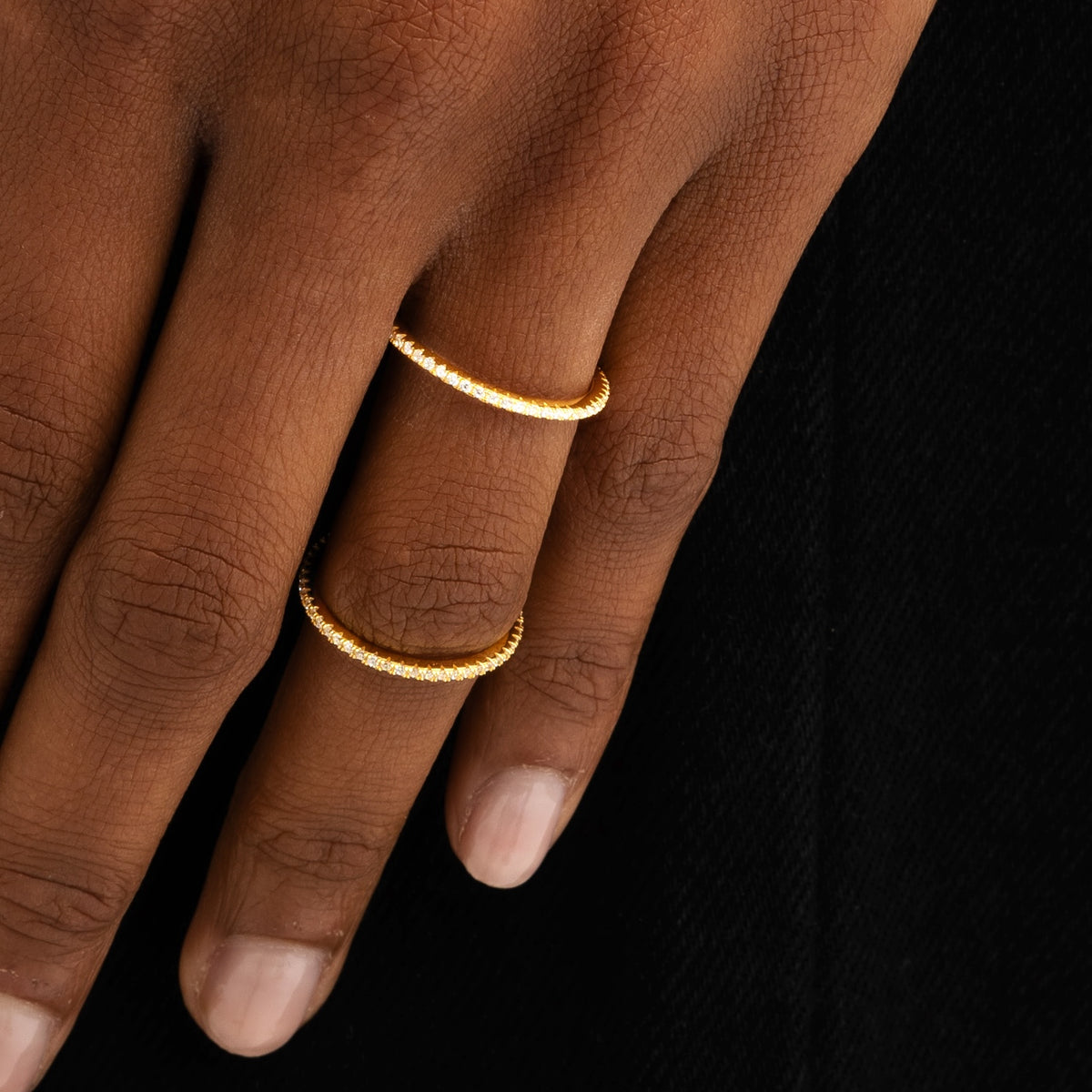 Thin Essential Ring 18k Gold