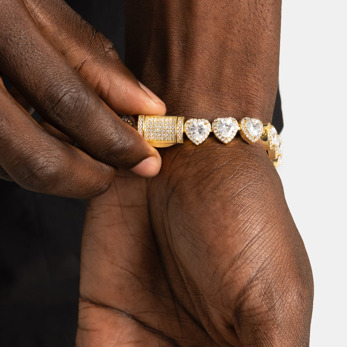 10mm Heart Tennis Bracelet Gold