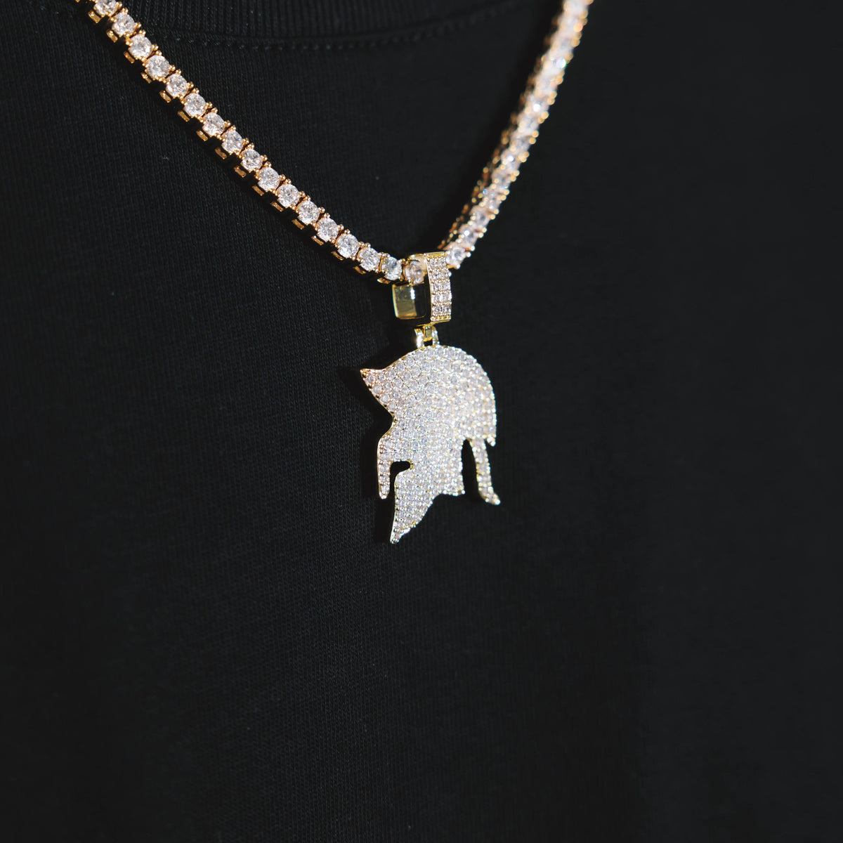 Ares Pendant 18k Gold