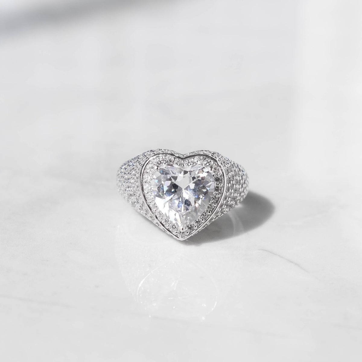 Clustered Heart Ring White Gold - 6IX ICE