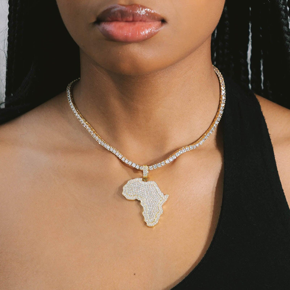 Africa Pendant Gold