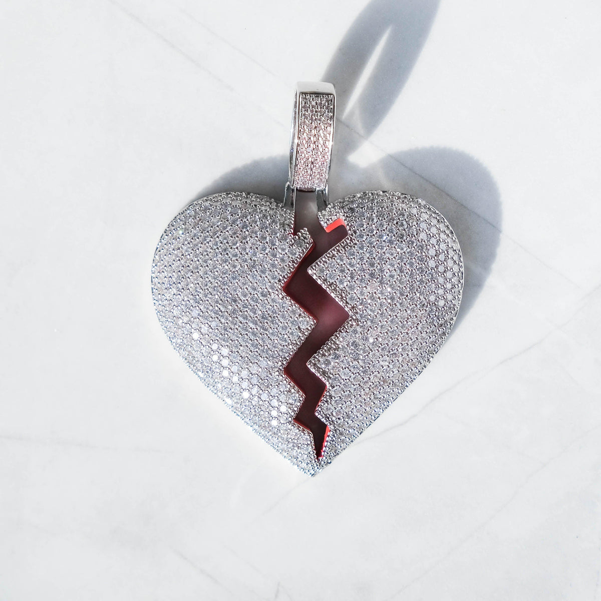 Broken Heart Pendant S925 Moissanite