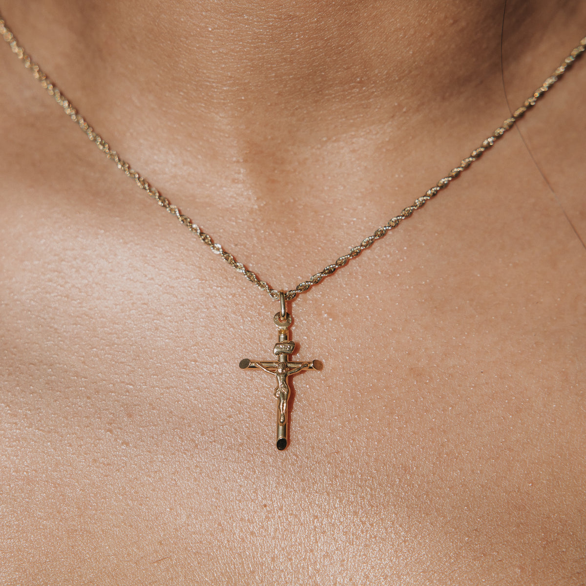 10k Solid Gold Crucifix Pendant