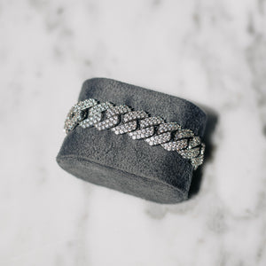 Louis Vuitton Cuban blue diamond bracelet  Blue diamond, Bracelet shops,  Diamond bracelet